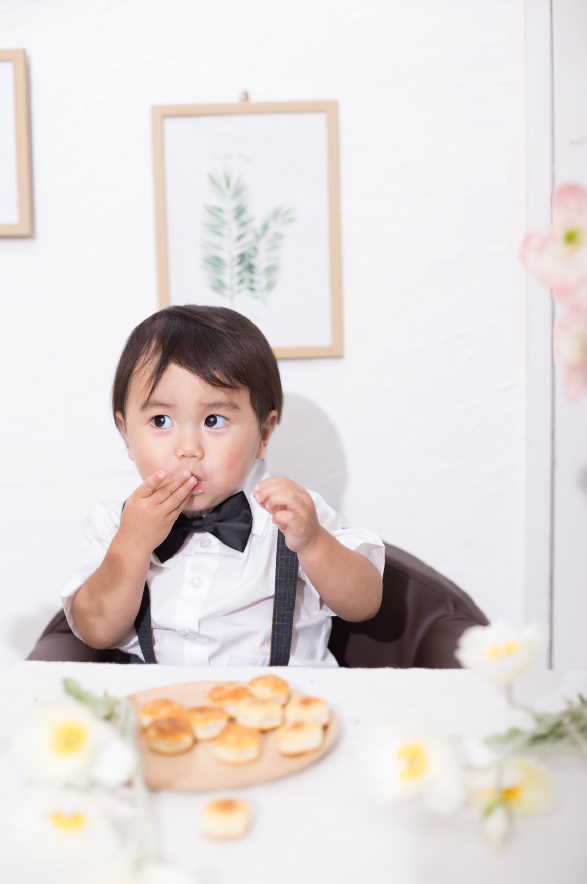 ベビーのNew visualが誕生〜甘いお菓子を食べたい、紳士さん home party baby〜