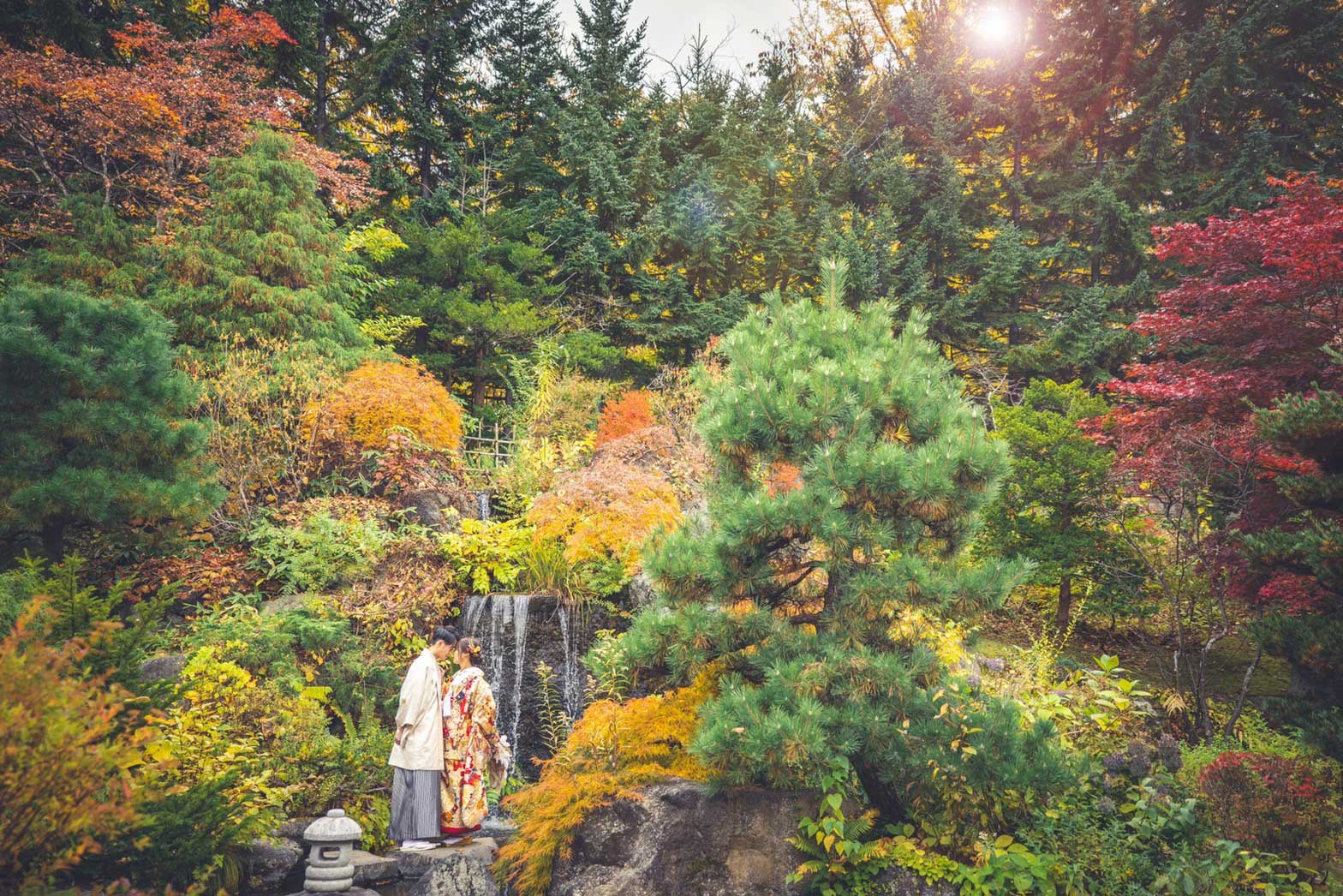 定山渓の紅葉＆温泉で贅沢な秋を楽しもう！秋のウェディングフォト