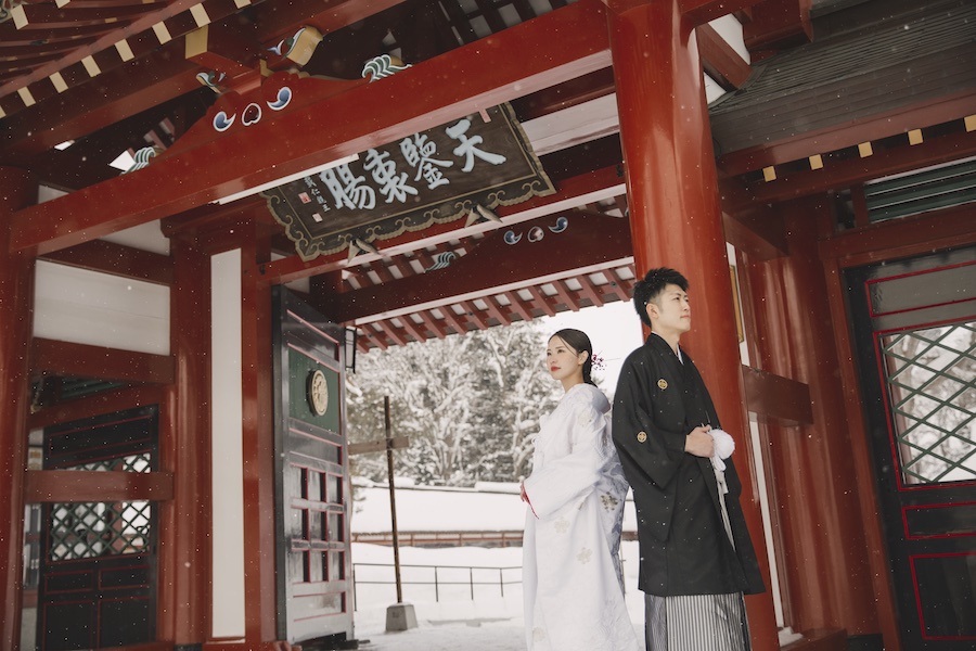 【北海道ロケーション】冬のロケーション撮影も受付中！雪景色の護国神社での撮影がとっても美しいです！